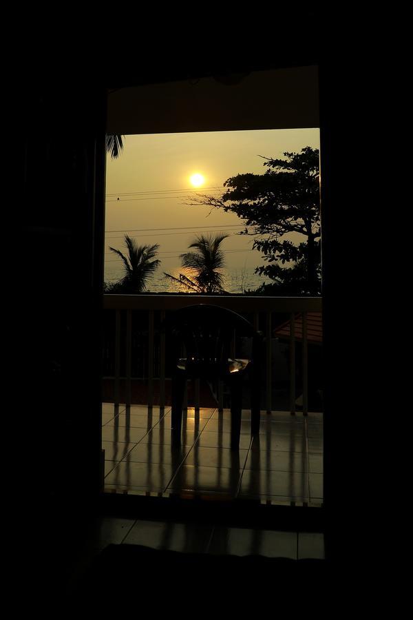Sunset Beach Villa Cherai Kochi Exteriér fotografie